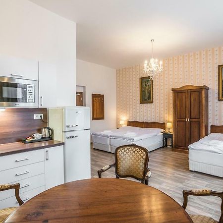 Retro Apartments Bosak Contactless Check-In Presov Bagian luar foto