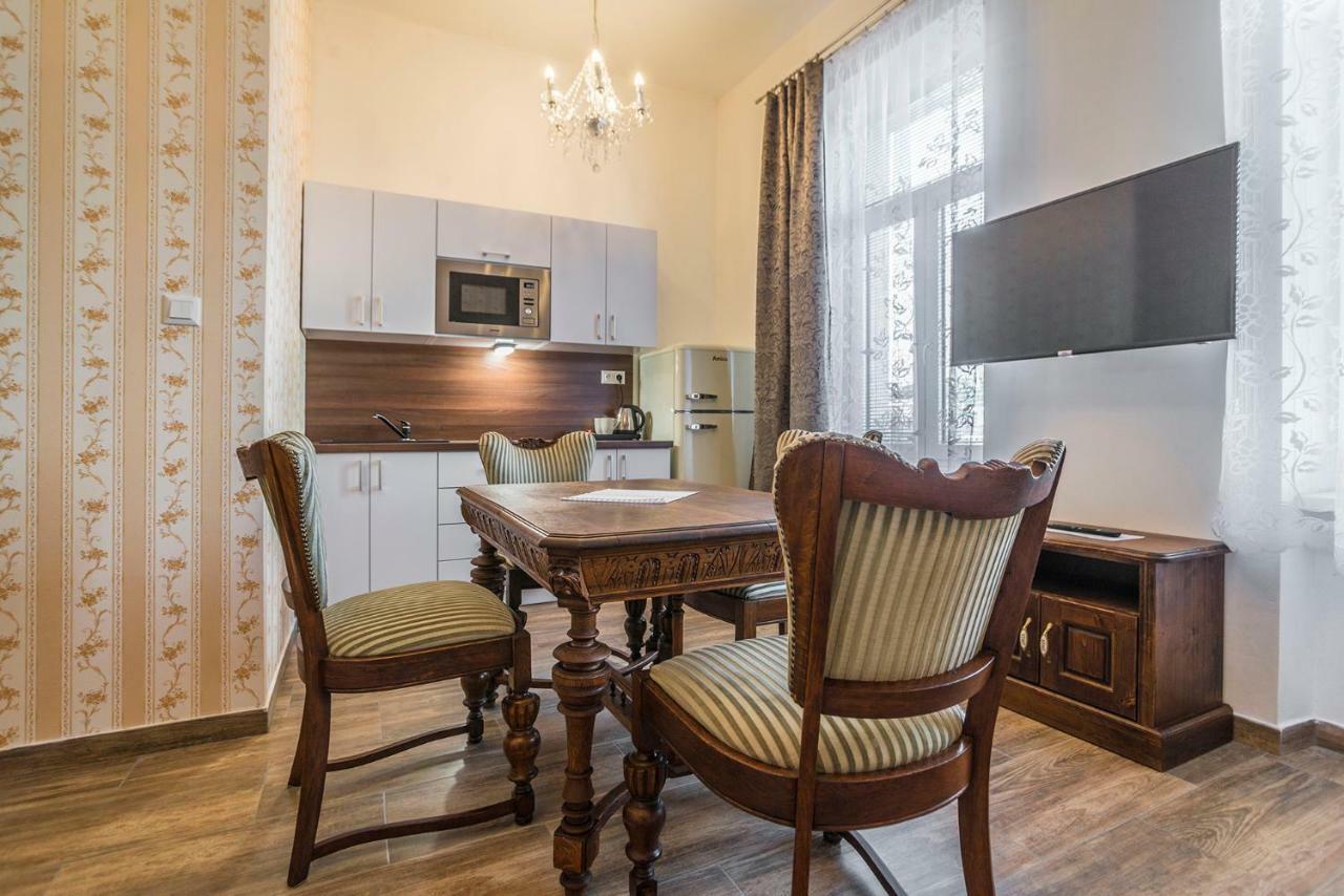 Retro Apartments Bosak Contactless Check-In Presov Bagian luar foto