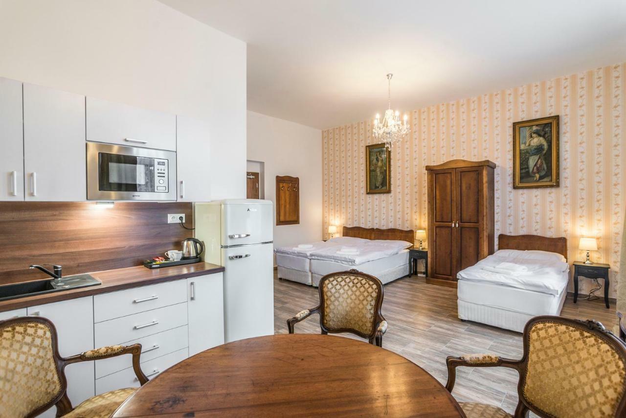 Retro Apartments Bosak Contactless Check-In Presov Bagian luar foto