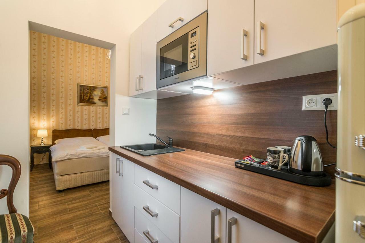Retro Apartments Bosak Contactless Check-In Presov Bagian luar foto
